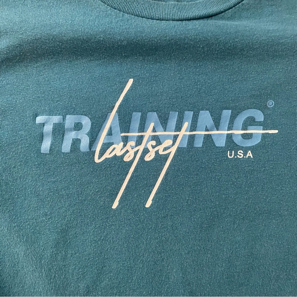 LastSetCo Crop Top - Picture 2 of 2